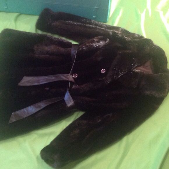 VINTAGE Dubrowsky & Joseph faux fur coat size 14? - Picture 1 of 8